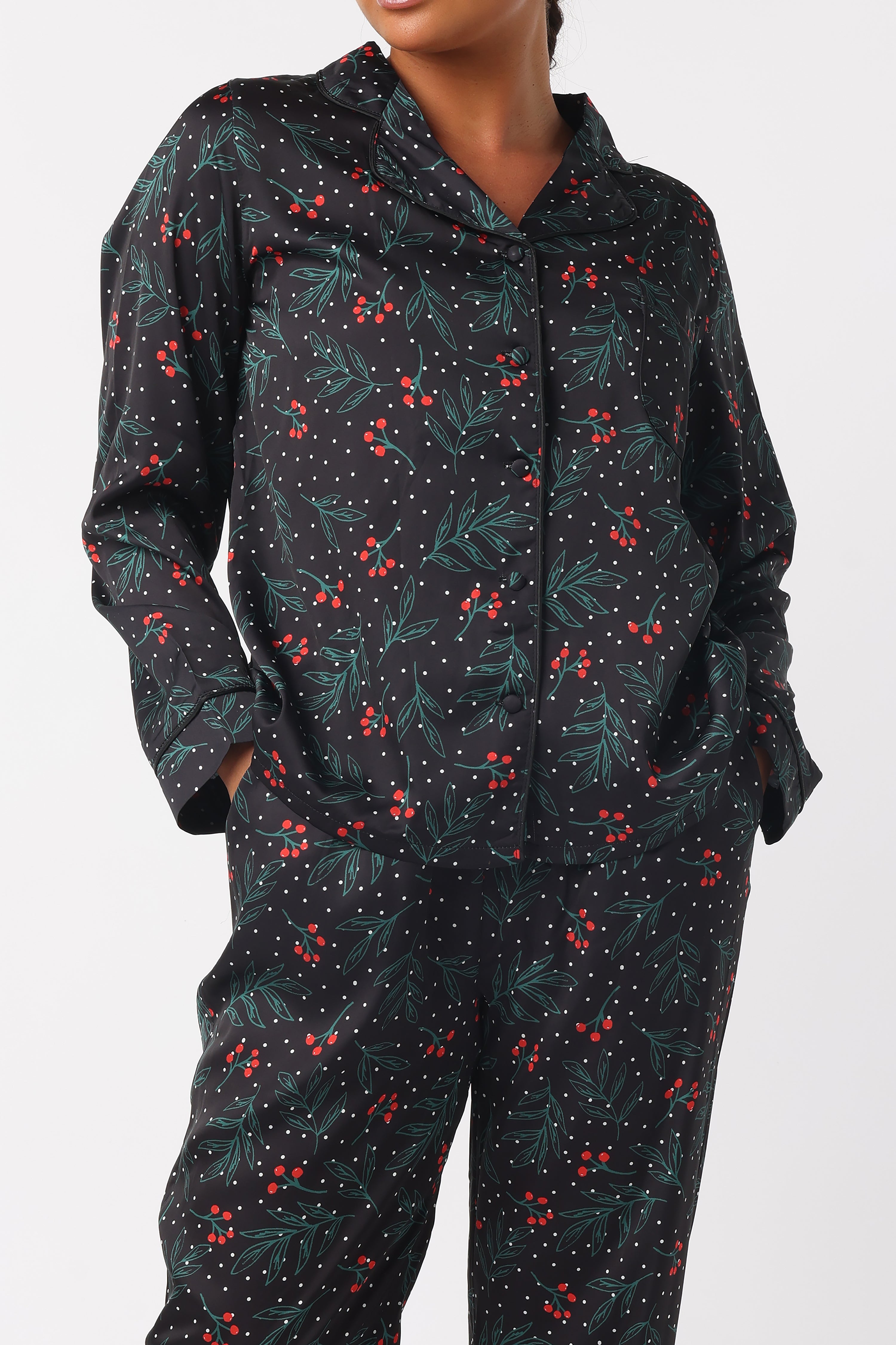 Luxe Holly Berry Print Satin Pyjama Set